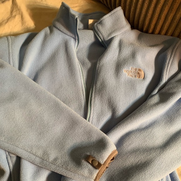 The North Face Jackets & Blazers - The North Face fleece jacket size medium